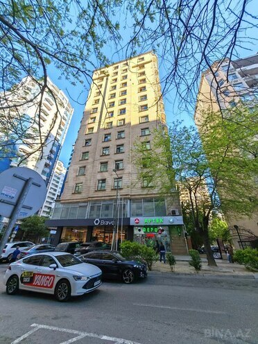 Продаётся 3-комн. новостройка 142 м², м. Низами, photo 3 from 30