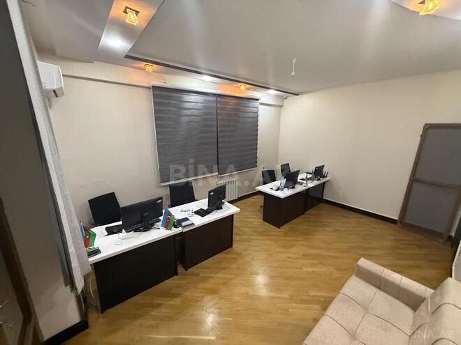 Продаётся 3-комн. новостройка 142 м², м. Низами, photo 13 from 30