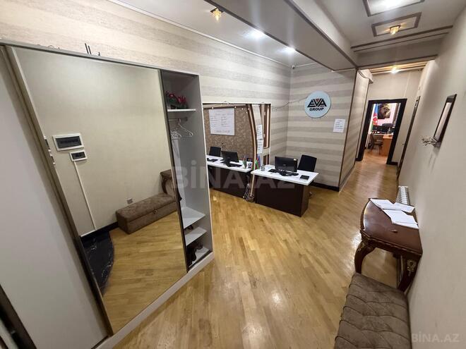 Продаётся 3-комн. новостройка 142 м², м. Низами, photo 20 from 30