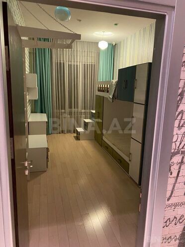 Сдаётся 3-комн. новостройка 107 м², м. Низами, photo 11 from 22