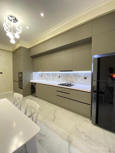Сдаётся 3-комн. новостройка 120 м², м. 28 мая, photo 7 from 17