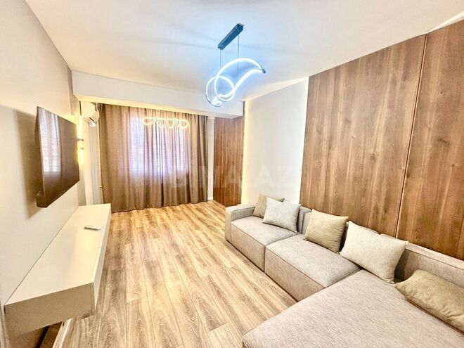 Сдаётся 2-комн. вторичка 70 м², м. Нариман Нариманов, photo 1 from 11