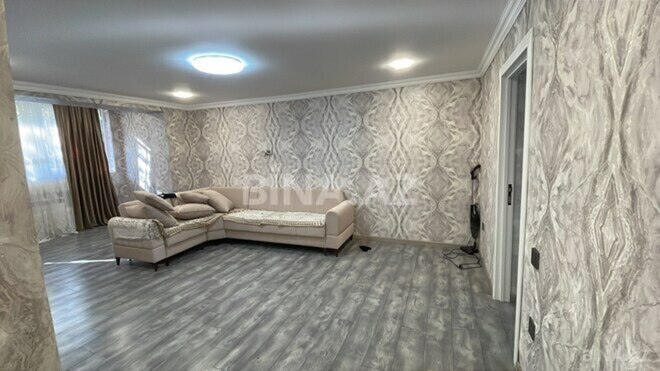 Продаётся 2-комн. вторичка 56 м², м. Азадлыг проспекти, photo 3 from 9