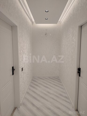 Продаётся 3-комн. вторичка 65 м², м. Ази Асланов, photo 4 from 18