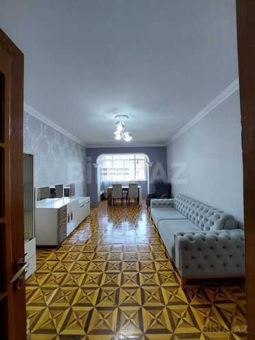 Сдаётся 3-комн. вторичка 70 м², Бинагадинский р., photo 1 from 18