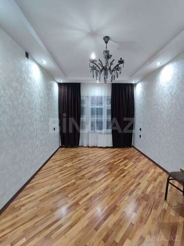 Продаётся 3-комн. вторичка 85 м², м. Ази Асланов, photo 1 from 12
