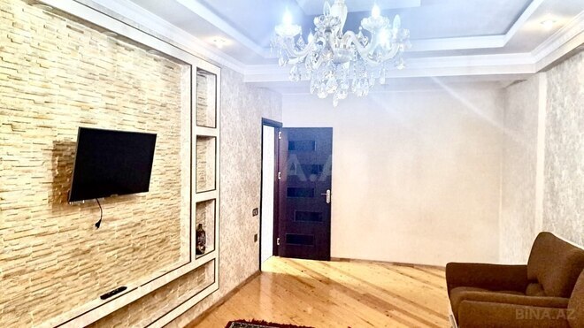Сдаётся 2-комн. новостройка 85 м², м. Иншаатчылар, photo 1 from 13