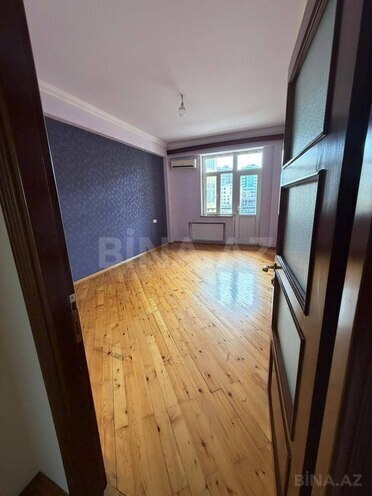 İcarəyə verilir 3 otaqlı yeni tikili 135 m², İnşaatçılar m., photo 12 from 16