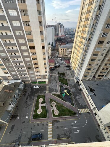 Сдаётся 3-комн. новостройка 97 м², м. Кара Караев, photo 17 from 18