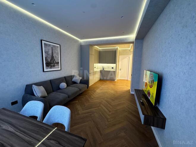 Сдаётся 2-комн. новостройка 90 м², м. Низами, photo 3 from 10