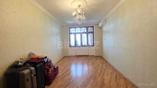 Продаётся 3-комн. вторичка 95 м², photo 23 from 32
