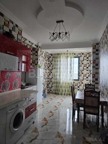 Сдаётся 2-комн. новостройка 70 м², м. Кара Караев, photo 1 from 9