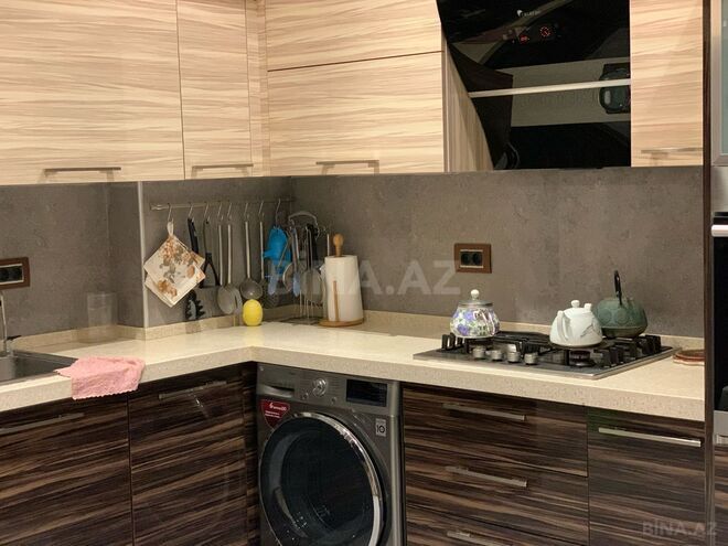 Продаётся 3-комн. вторичка 110 м², м. Низами, photo 12 from 24