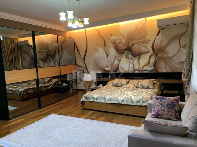 Продаётся 3-комн. вторичка 110 м², м. Низами, photo 8 from 24