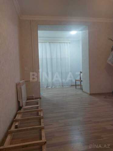 Продаётся 1-комн. вторичка 43 м², м. Нефтчиляр, photo 1 from 10