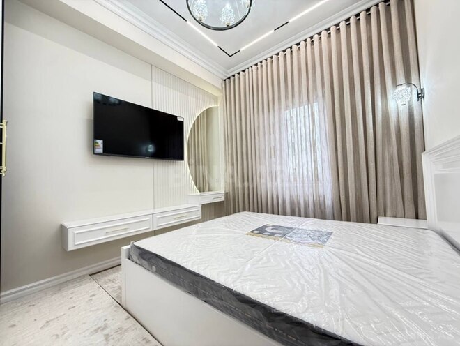 Сдаётся 3-комн. новостройка 130 м², Хатаинский р., photo 3 from 12
