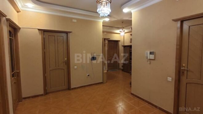 İcarəyə verilir 3 otaqlı yeni tikili 188 m², 28 May m., photo 3 from 14