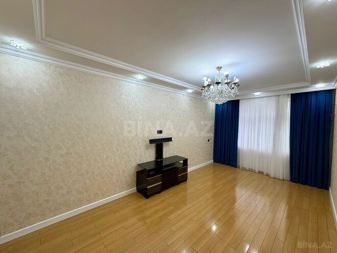 Satılır 3 otaqlı köhnə tikili 65 m², Xalqlar Dostluğu m., photo 3 from 24