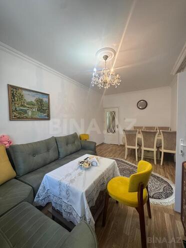 Satılır 2 otaqlı köhnə tikili 65 m², Xalqlar Dostluğu m., photo 1 from 14