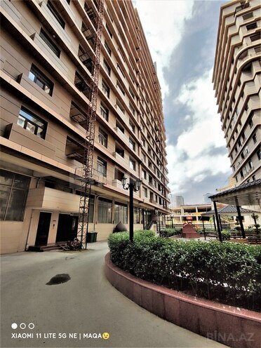 Сдаётся 3-комн. новостройка 80 м², м. Низами, photo 25 from 30