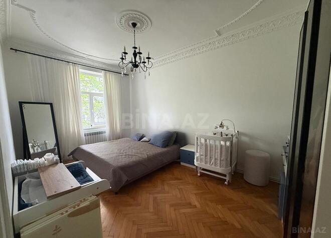 Продаётся 3-комн. вторичка 75 м², Насиминский  р., photo 1 from 11