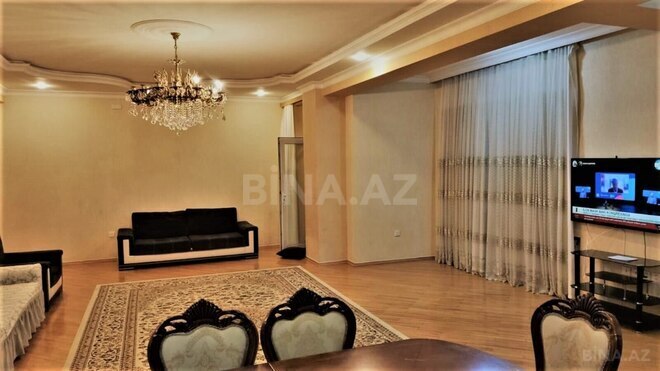 İcarəyə verilir 3 otaqlı yeni tikili 190 m², 28 May m., photo 4 from 15