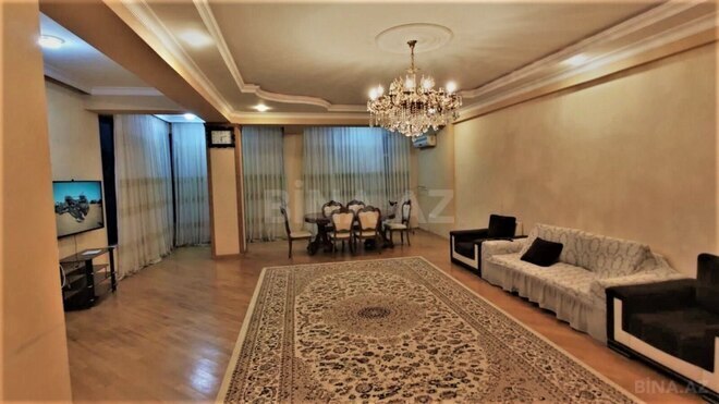 İcarəyə verilir 3 otaqlı yeni tikili 190 m², 28 May m., photo 3 from 15