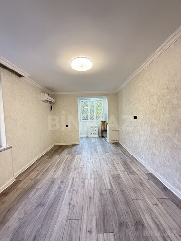 Продаётся 2-комн. вторичка 40 м², м. Иншаатчылар, photo 3 from 15