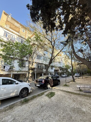 Продаётся 2-комн. вторичка 40 м², м. Иншаатчылар, photo 14 from 15