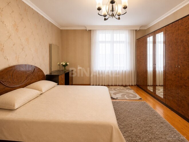 Satılır 7 otaqlı həyət evi/bağ evi 460 m², Gənclik m., photo 22 from 30
