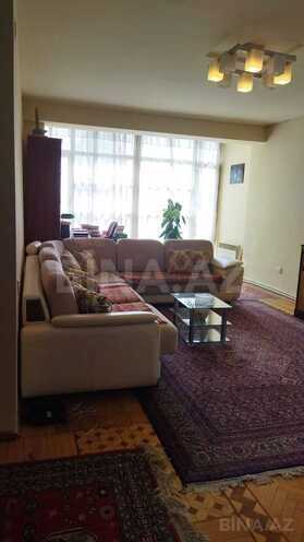 Продаётся 2-комн. вторичка 60 м², м. Низами, photo 1 from 14