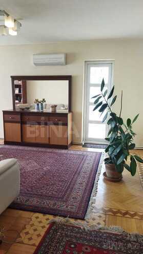 Продаётся 2-комн. вторичка 60 м², м. Низами, photo 12 from 14