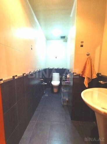 Satılır 4 otaqlı köhnə tikili 155 m², Sahil m., photo 17 from 22