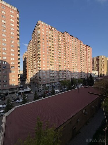 Satılır 4 otaqlı köhnə tikili 90 m², İnşaatçılar m., photo 25 from 27