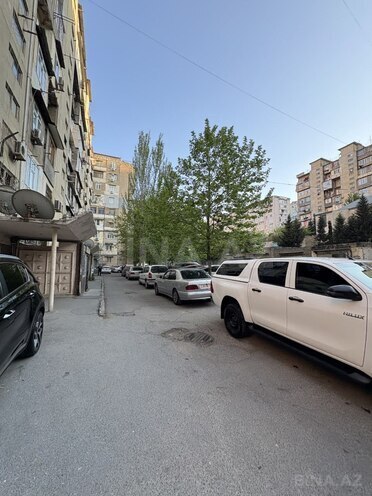 Satılır 4 otaqlı köhnə tikili 90 m², İnşaatçılar m., photo 26 from 27