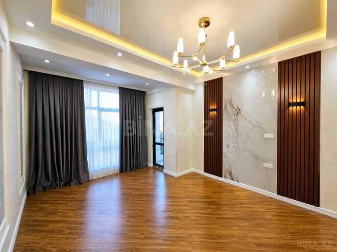 Продаётся 2-комн. новостройка 85 м², м. Кара Караев, photo 1 from 11