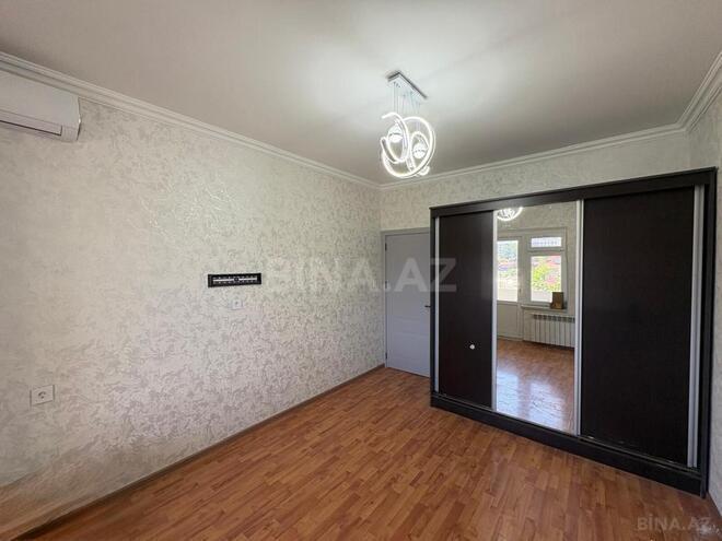 Продаётся 3-комн. вторичка 85 м², Хатаинский р., photo 8 from 17