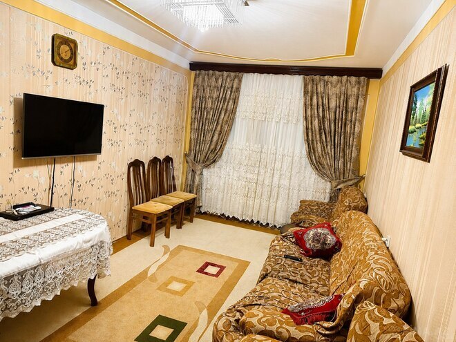 Satılır 3 otaqlı köhnə tikili 80 m², Əhmədli m., photo 1 from 9