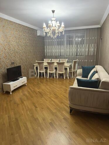 Сдаётся 3-комн. новостройка 100 м², пос. Бакиханова, photo 1 from 14
