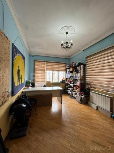 İcarəyə verilir 8 otaqlı həyət evi/bağ evi 300 m², 20 Yanvar m., photo 9 from 29