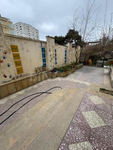 İcarəyə verilir 8 otaqlı həyət evi/bağ evi 300 m², 20 Yanvar m., photo 24 from 29