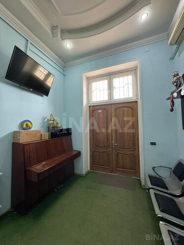 İcarəyə verilir 8 otaqlı həyət evi/bağ evi 300 m², 20 Yanvar m., photo 21 from 29