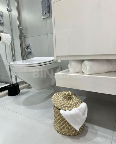 Сдаётся 2-комн. новостройка 60 м², м. 8 ноября, photo 13 from 16