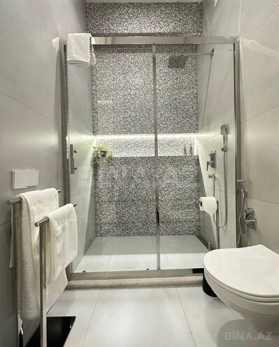 Сдаётся 2-комн. новостройка 60 м², м. 8 ноября, photo 14 from 16