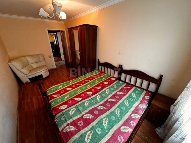 Сдаётся 3-комн. вторичка 65 м², м. Нефтчиляр, photo 6 from 11