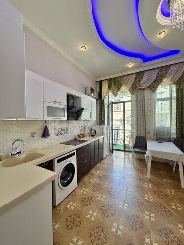 Продаётся 2-комн. вторичка 50 м², м. Сахил, photo 18 from 20