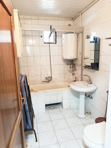 Satılır 1 otaqlı köhnə tikili 33 m², Gənclik m., photo 5 from 6