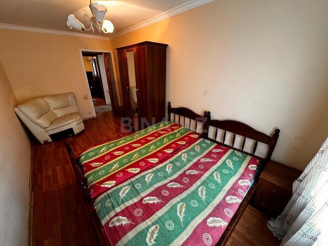 Сдаётся 3-комн. вторичка 48 м², м. Нефтчиляр, photo 5 from 11