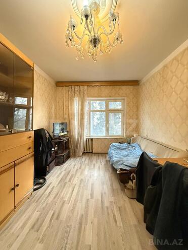 Satılır 2 otaqlı köhnə tikili 65 m², Həzi Aslanov m., photo 1 from 21