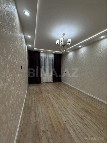 Продаётся 3-комн. вторичка 55 м², м. Ази Асланов, photo 1 from 16